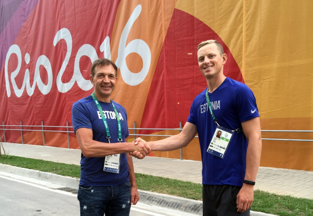 Eesti lippu kannab olümpiamängude avatseremoonial purjetaja Karl-Martin Rammo