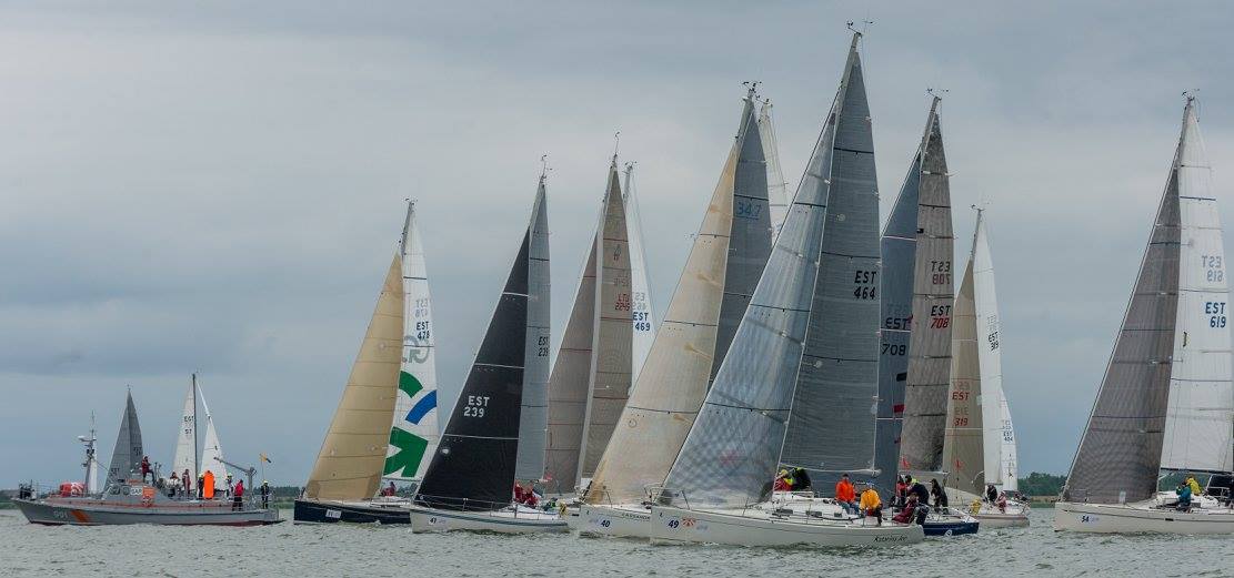 A. Le Coq 60. Muhu Väina regat jõudis Eesti Meedia etapiga Kihnust Pärnusse supertingimustes