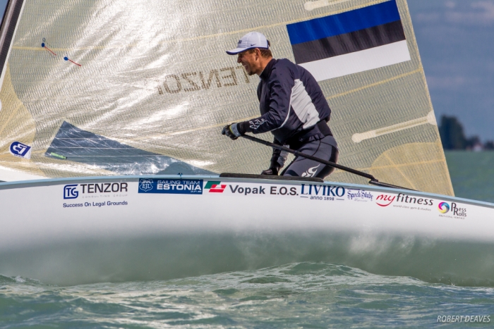 Eestlased avapäeva tulemustega rahul