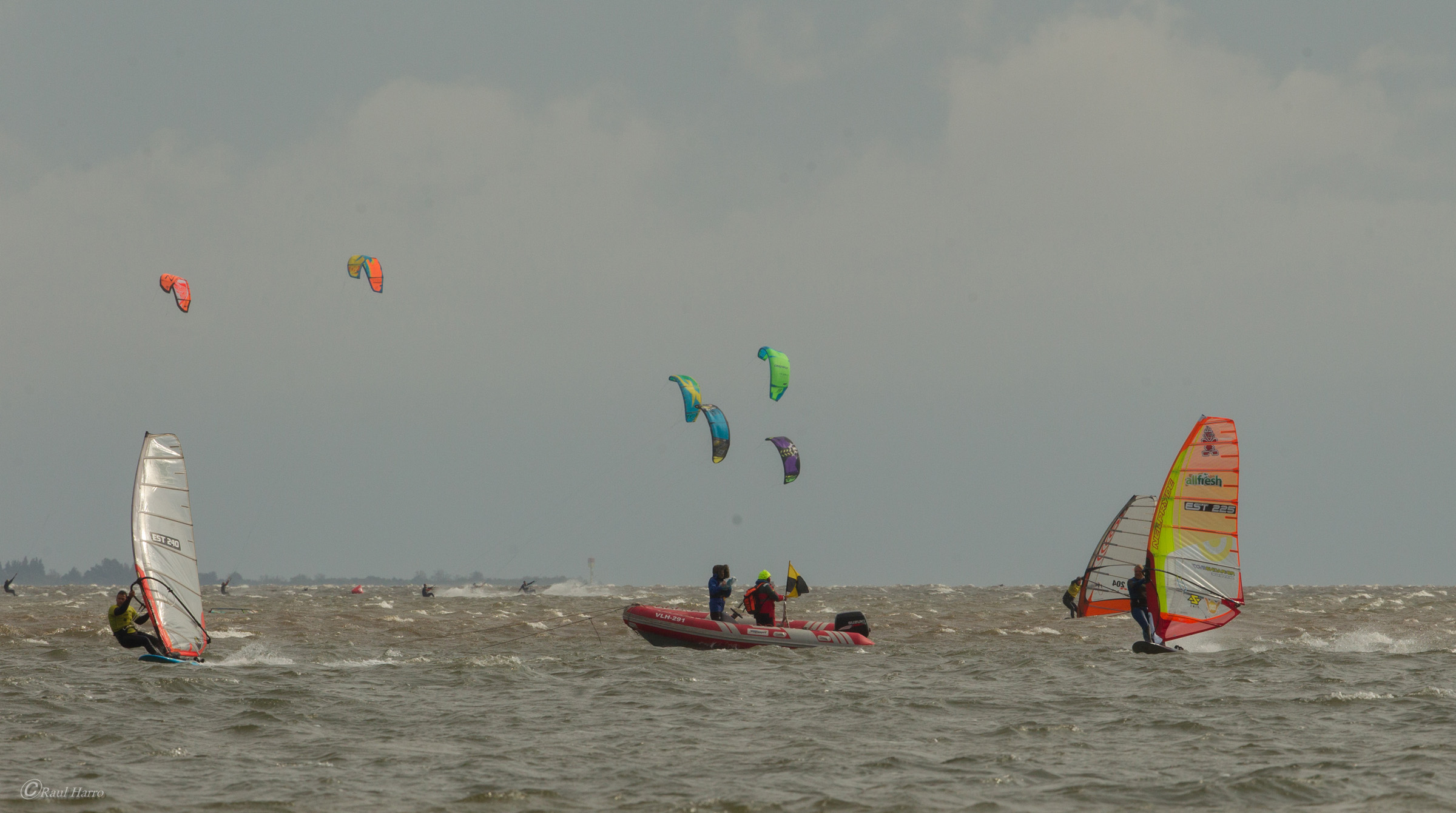 Surfi slaalomi kolmanda etapi võitsid John Kaju, Tarmo Ilo, Triina Trei ja Martin Berkmann