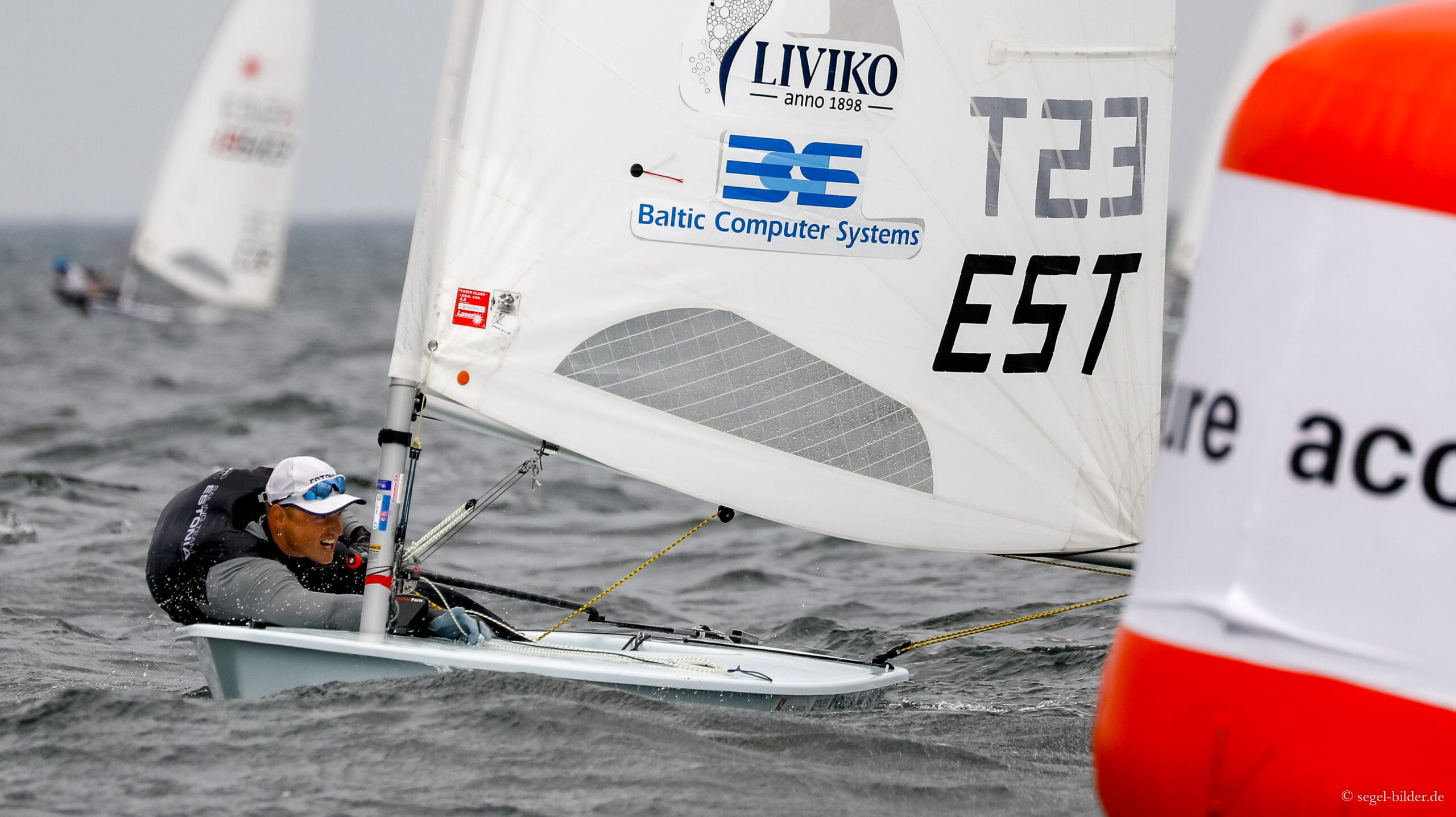 Lõppes maailma suurimaid purjetamisvõistlusi Kieler Woche 2018. Karl-Martin Rammo võitles end maailma tippude seas 7. kohale.