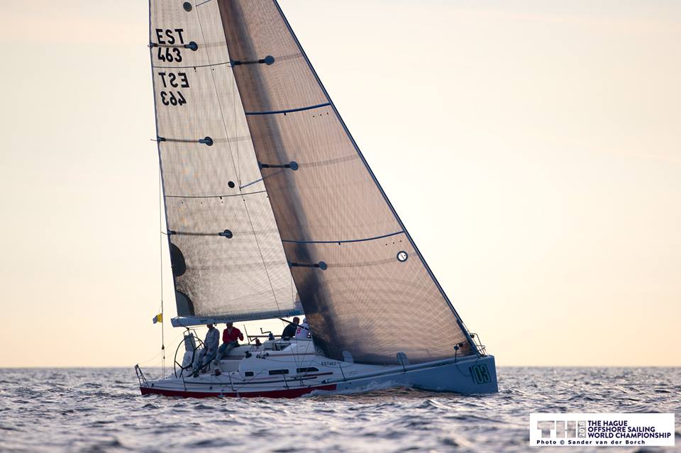 Avamerepurjetamise MM-il on peetud esimene võistlussõit