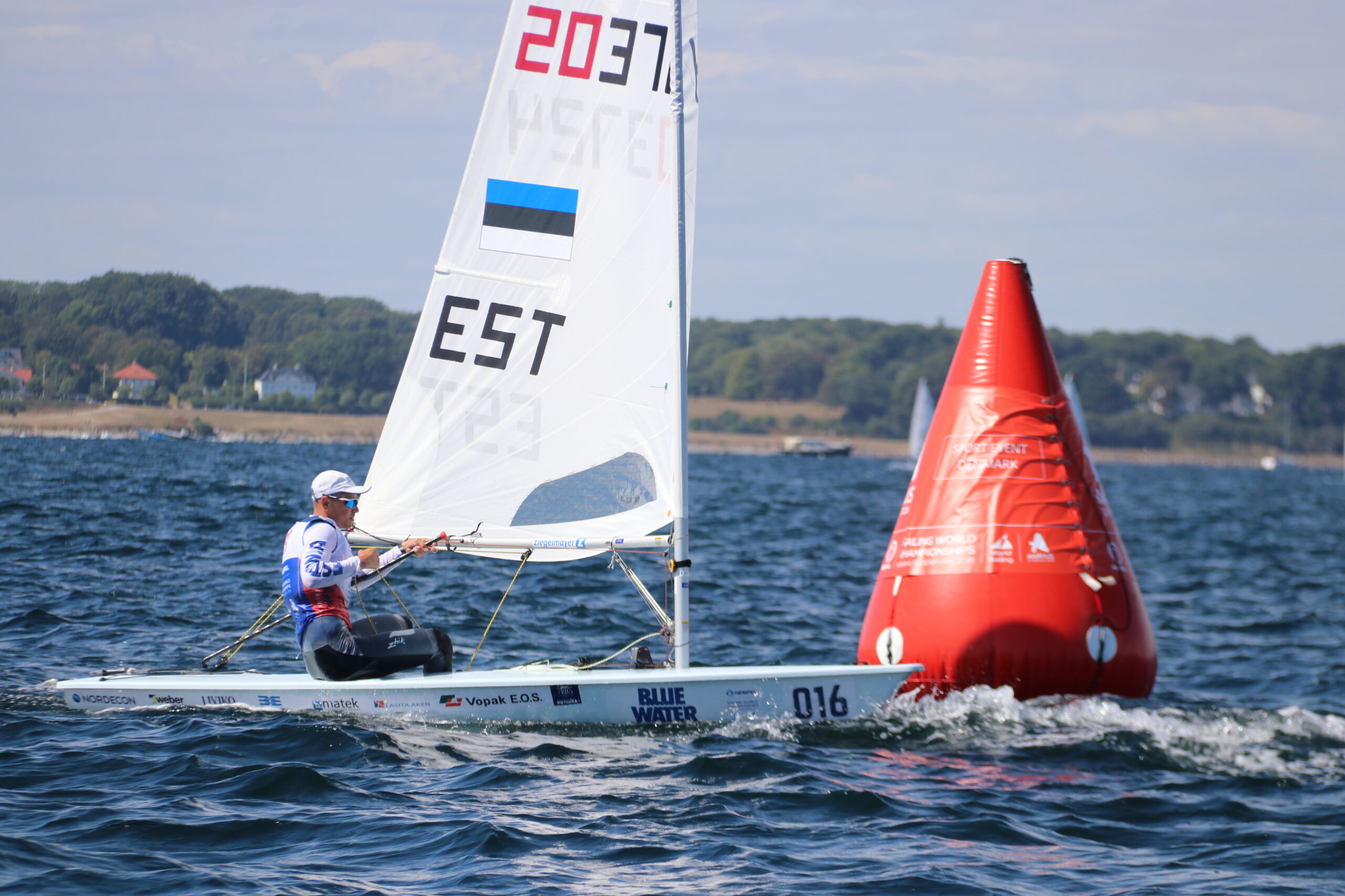 Purjetamise MM-i 8. päev: Rammol pääse 2020 Tokyo OMile kindlustatud. Puusta kindlalt esikahekümne seas