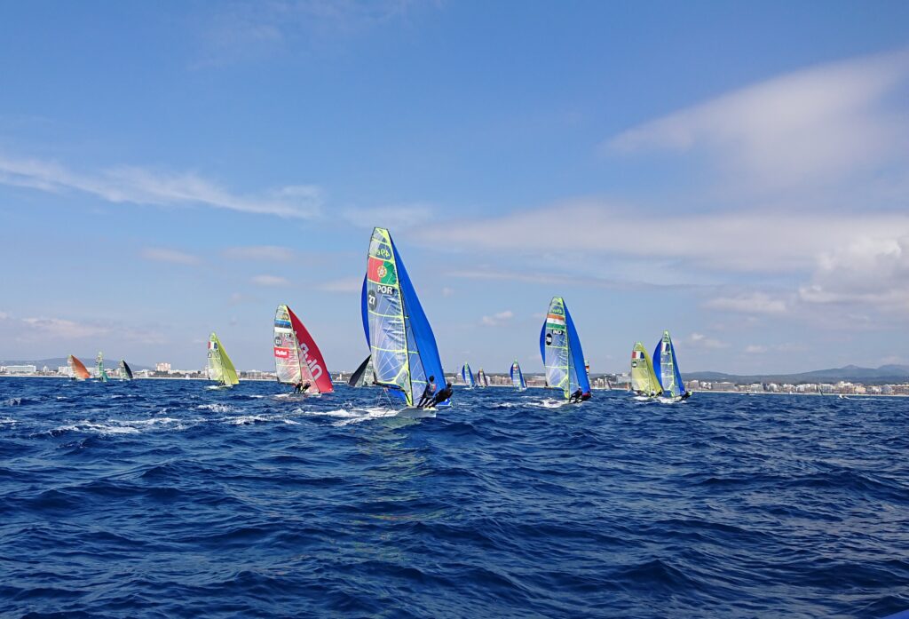 50. Trofeo S.A.R. Princesa Sofia Iberostar regati neljas päev oli katsumusterohke ja andis palju mänguruumi õnnele