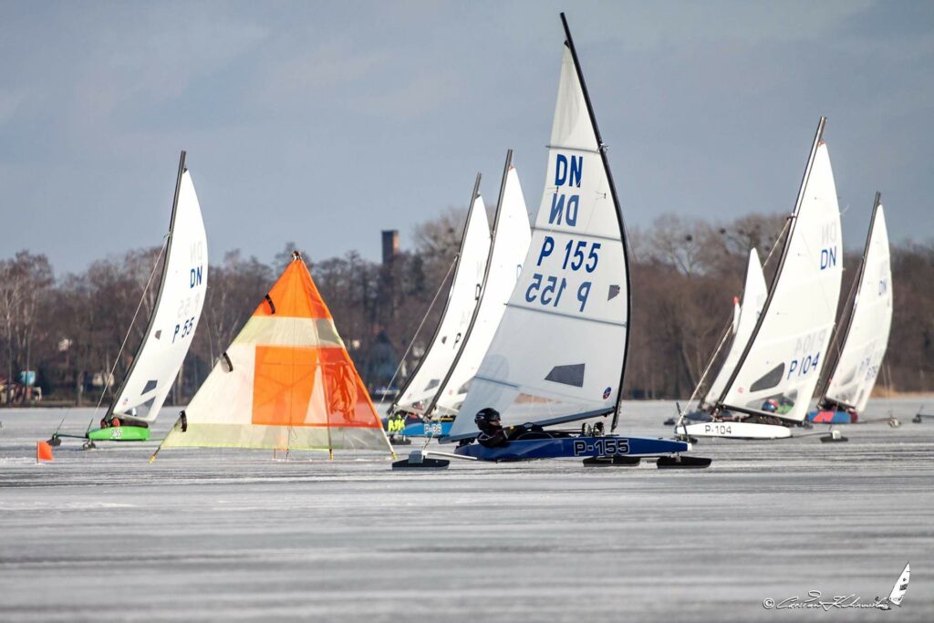 Poolakad riisusid DN klassi MM-il koore