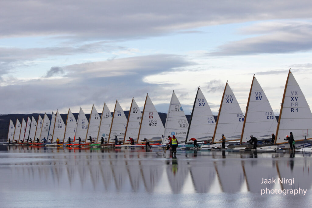 Monotüüp XV EM avapäeval kolm eesti meeskonda esinelikus