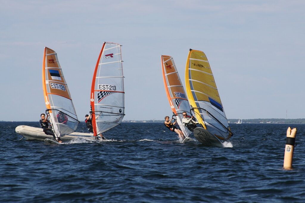 Noblessneri purjetamiskool elab Jaanipäeva eel regati lainel