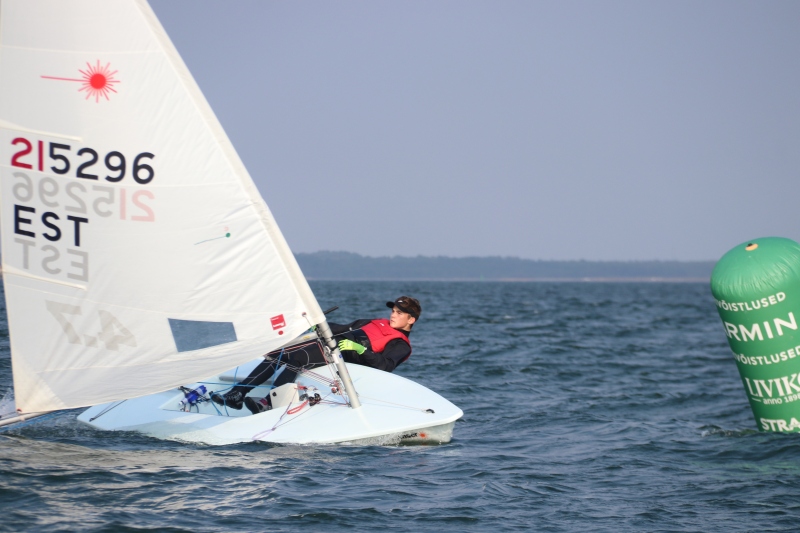 Garmin Purjetamise Eesti Meistrivõistluste sarja etapil on avapäeva järel liidriteks Martin Rahnel, Martin Lipp ja Jorgen Kuivonen