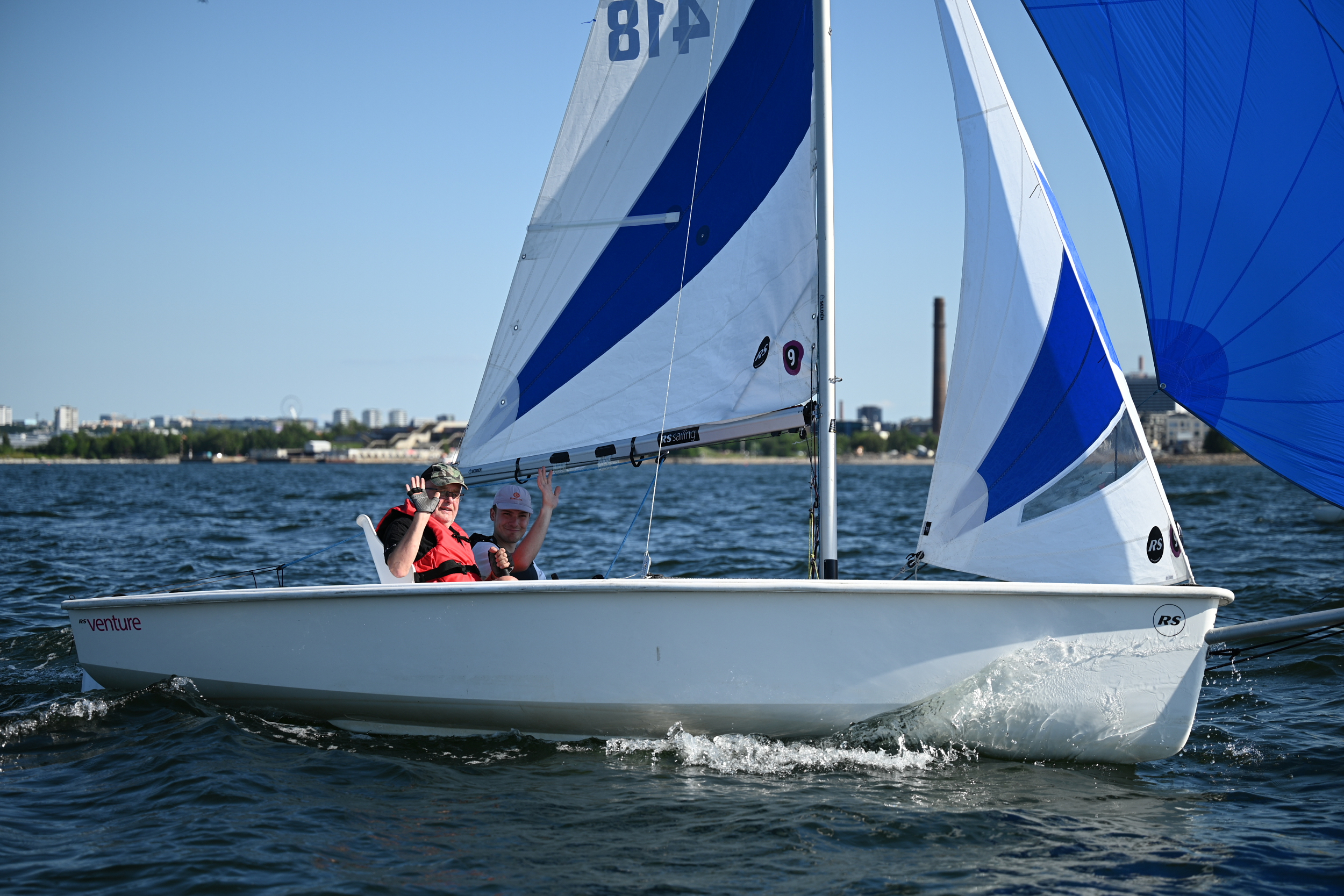 Ratastool jäi kaile,sest purjed viivad merel edasi