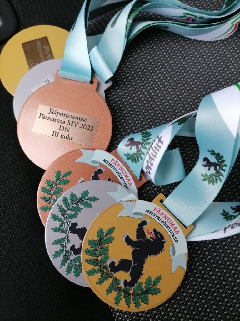 Läinud nädalavahetusel selgusid Haapsalus Pärnumaa jääpurjetamise meistrid! GALERII