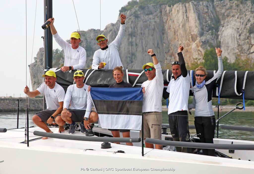 Eesti avamerepurjetajad jahil “Sugar” lõpetavad hooaja neljanda rahvusvahelise meistritiitliga!