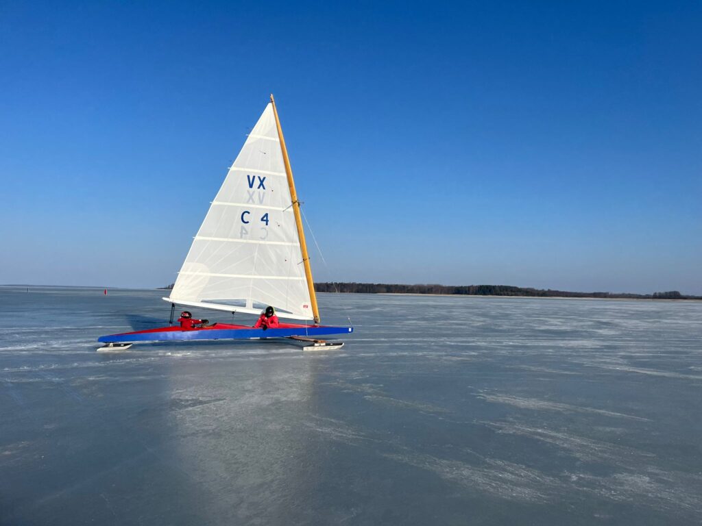 Kolmandal jääpurjetamise karikasarja etapil selgusid ka Saaremaa meistrid!