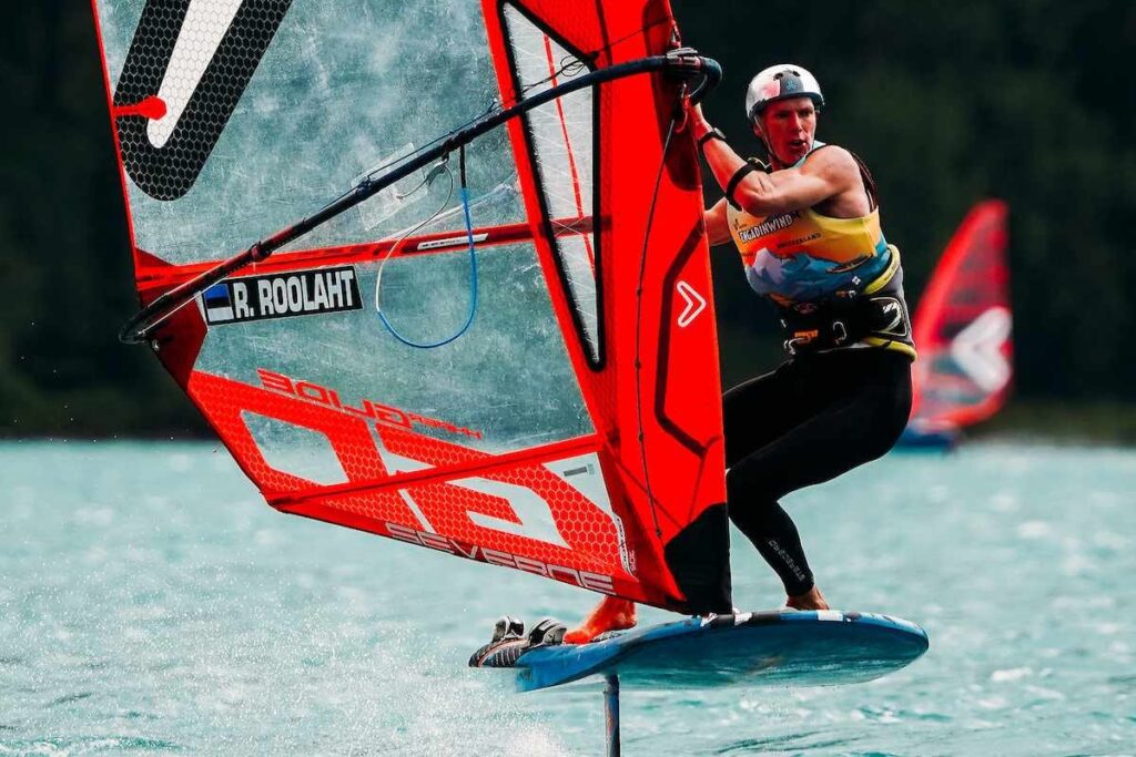 IQFoil U23 MM Šveitsis: Roolaht tõusis kaks kohta, viimane päev grupisõite siis algavad medalisõidud