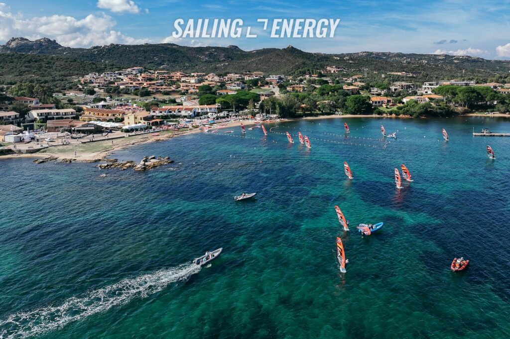 Eesti noored startisid iQFOiL Euroopa meistrivõistlustel Sardiinias