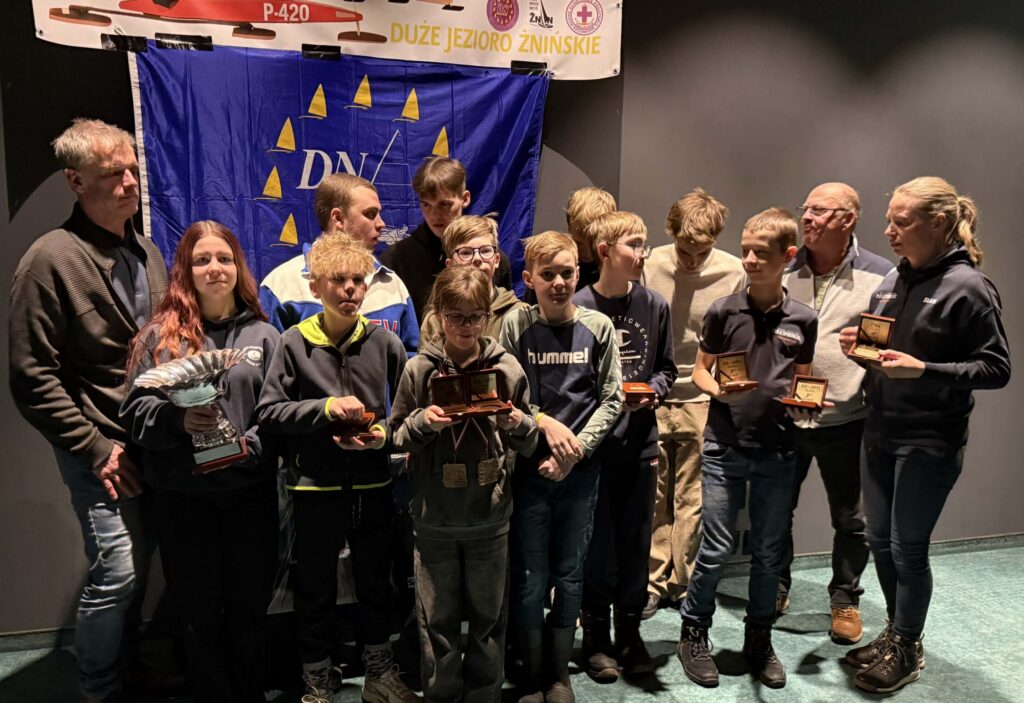 Eestlased tõid jääpurjetamise juuniorite tiitlivõistlustelt mitmeid medaleid