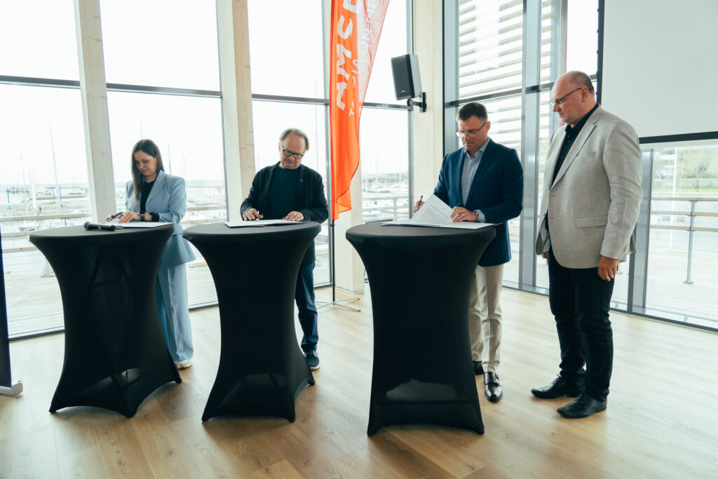 Eesti Purjetamise Liidu „Noored talendid olümpiale“ programm koondab Eesti perspektiivikamad purjetajad, kelle eesmärk on jõuda 2028. aasta olümpiamängudele. Aa